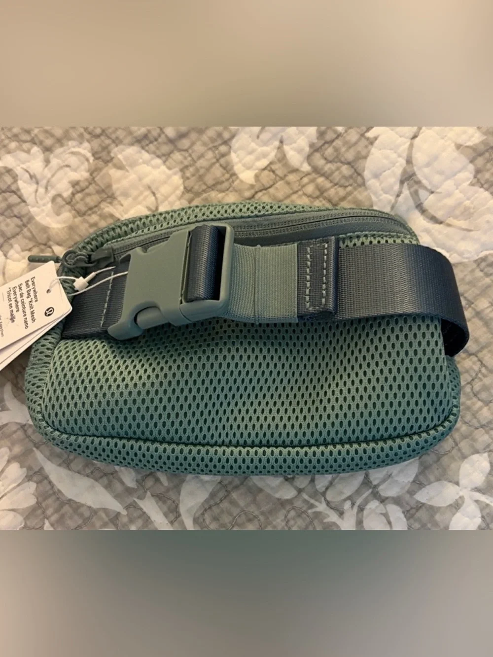 Lululemon Athletica Crater Blue Mesh Belt Bag - Picture 7 of 8